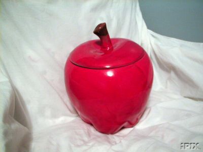 California Pottery Doranne Apple Cookie Jar 